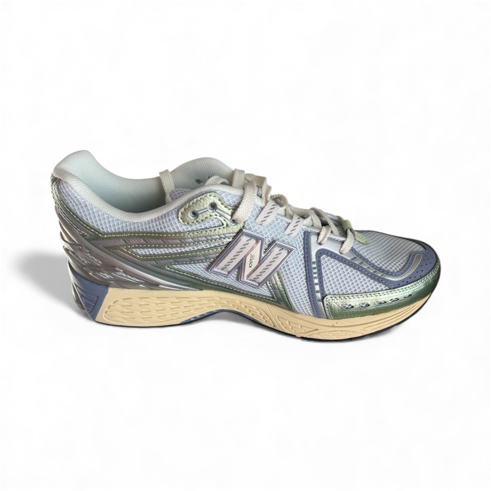 New Balance 1906R Tennis Shoes Mens 10.5 Metallic Green/Blue Color Way
